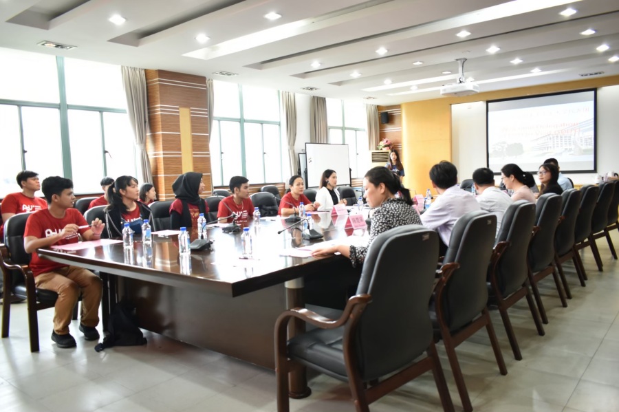 Cultural Exchange Program with partner universities in P.R. China