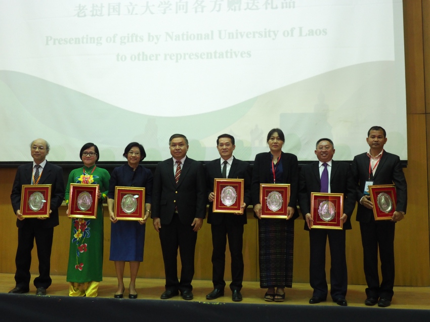 PSU students won top prize in YICMG finals in Laos
